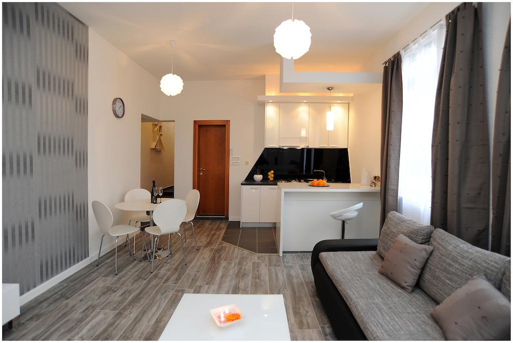 Guest House D&G -I Apartment & Room Zadar Exterior photo